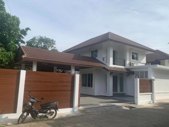 Single house 4 bedrooms 3 bathrooms-SM-Sta-1819