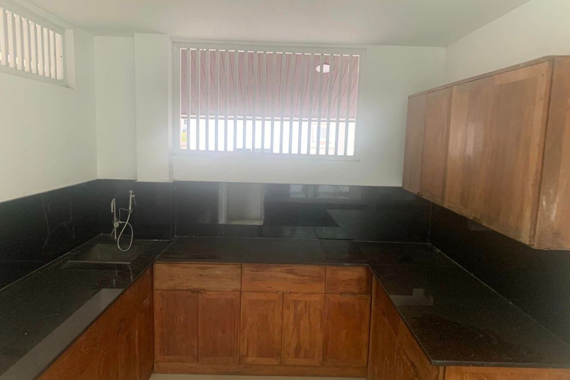 Single house 4 bedrooms 3 bathrooms-SM-Sta-1819