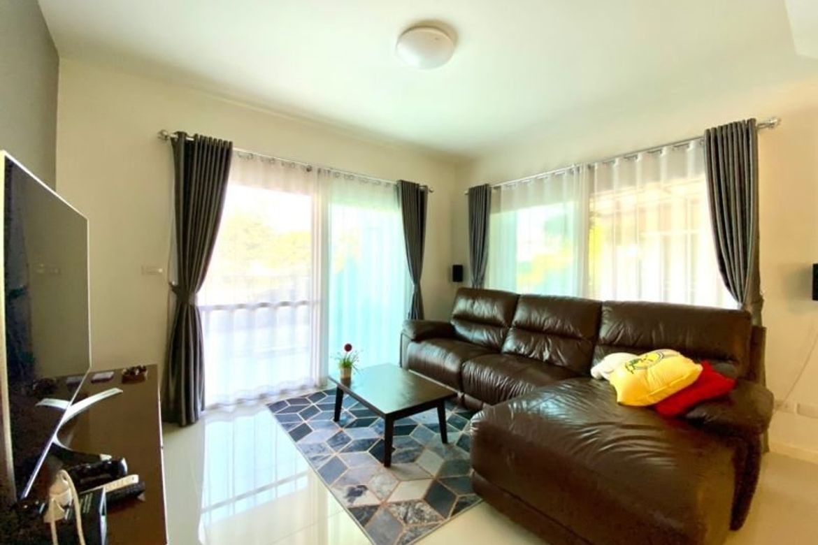 A large family home for rent or sale in Sankhampeang