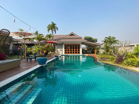 2 bed house with a pool for rent or sale in San Sai