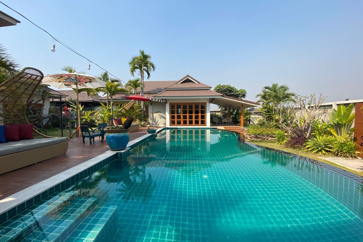 2 bed house with a pool for rent or sale in San Sai