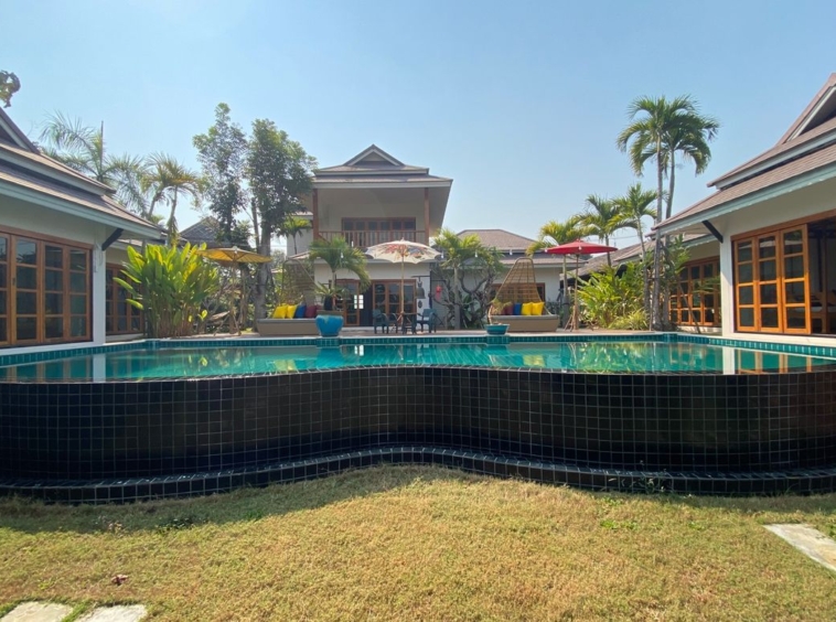 2 bed house with a pool for rent or sale in San Sai