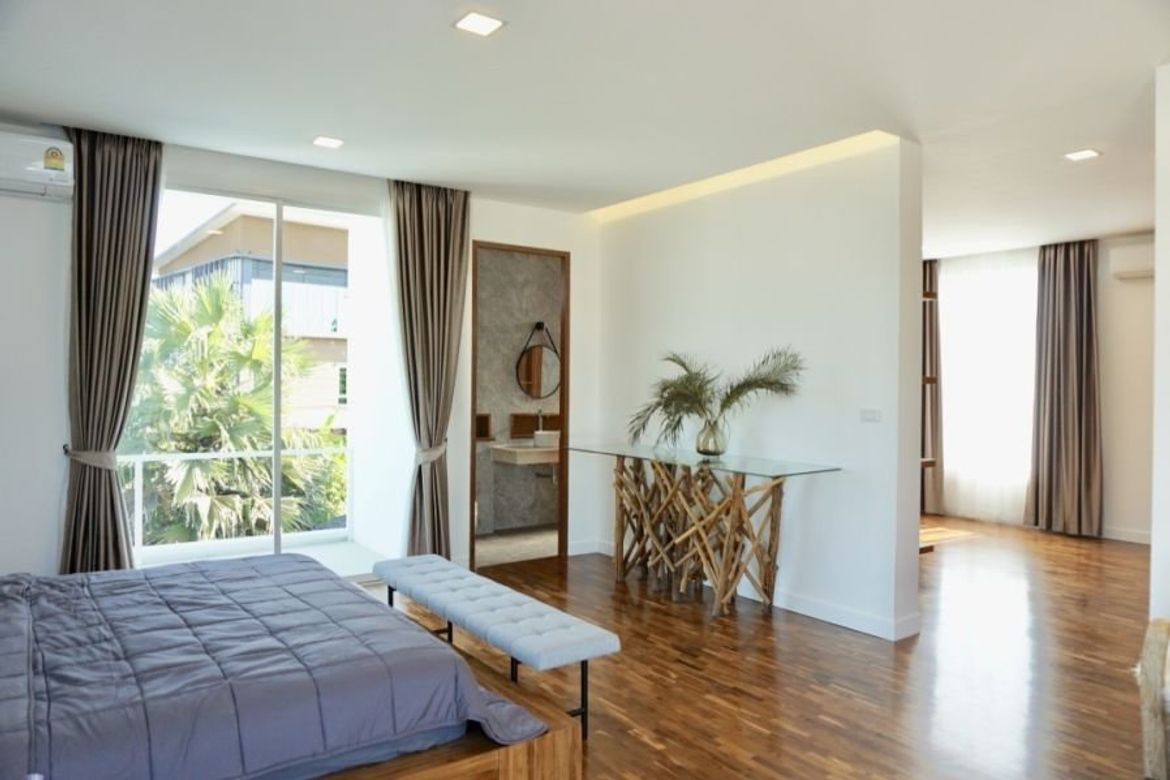 A brand new modern design house for rent or sale in San Sai