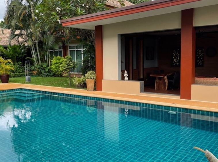 Pool villa for rent or sale in San Sai