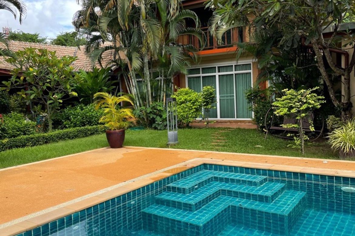 Pool villa for rent or sale in San Sai