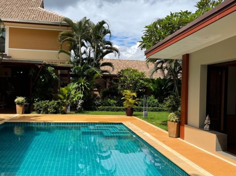 Pool villa for rent or sale in San Sai