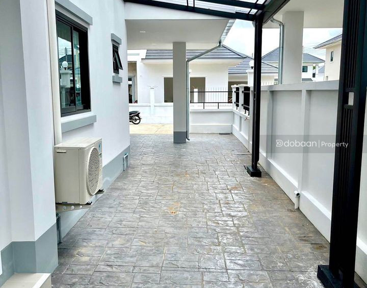 Two-story house with 4 bedrooms and 3 bathrooms in the Chiang Mai city area