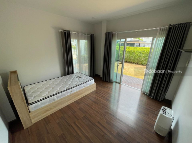 close to Charoen Charoen Market.-DB-RSHSHCMISK34