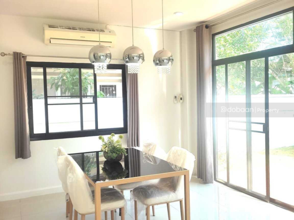 near Charoen Charoen Market.-DB-RSHSHCMISK49