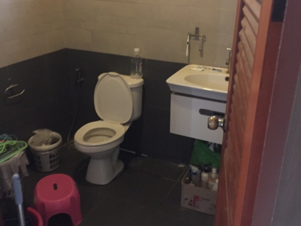 3 bathrooms