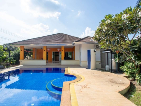 Single-Storey Villa with Private Pool near Lanna International School-PH-HD384