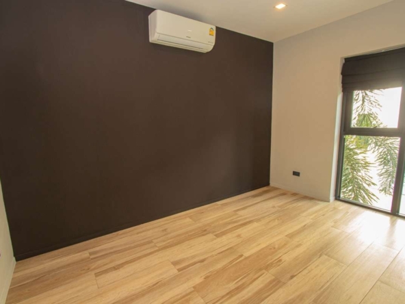 Contemporary Five-Bedroom House for Sale Near International Schools in Hang Dong-PH-HD401