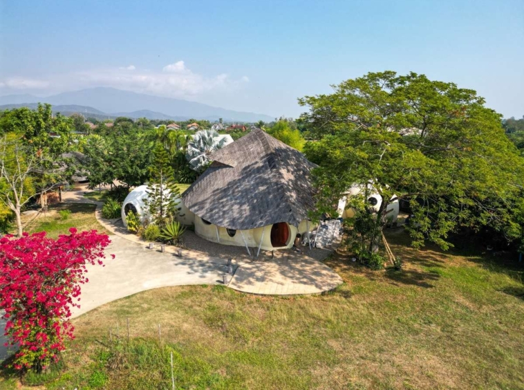 Magical Dome Home: Unique Design