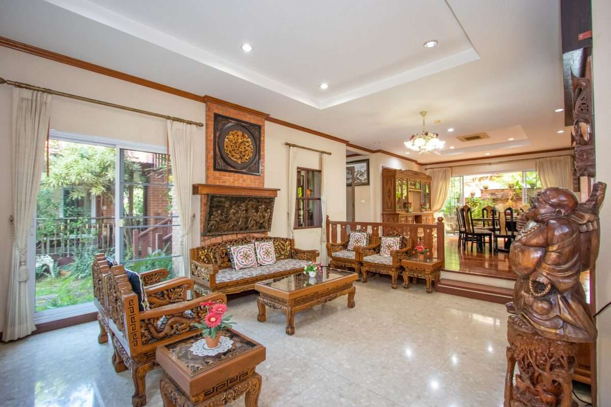 6 Bedroom Lanna Style House at Laddarom Elegance Payap Chiang Mai-PH-SANK160