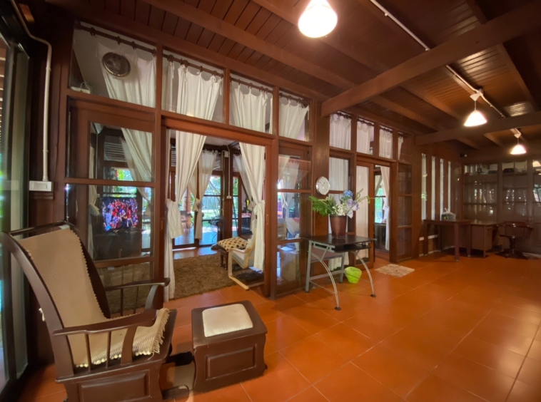 Beautiful Thai style 6 bedrooms for sale and rent in Saraphi-SHG-HS479