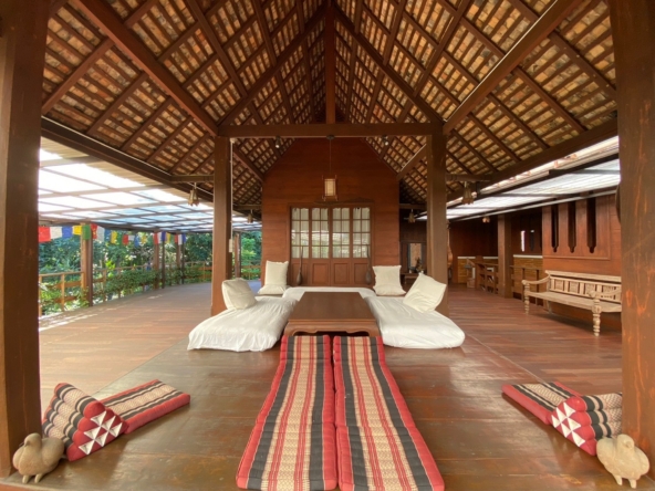 Beautiful Thai style 6 bedrooms for sale and rent in Saraphi-SHG-HS479