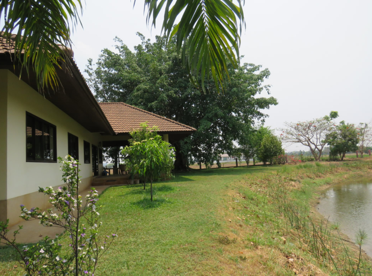 3 bedroom lake front house in Doi Saket for sale-SHG-HS412