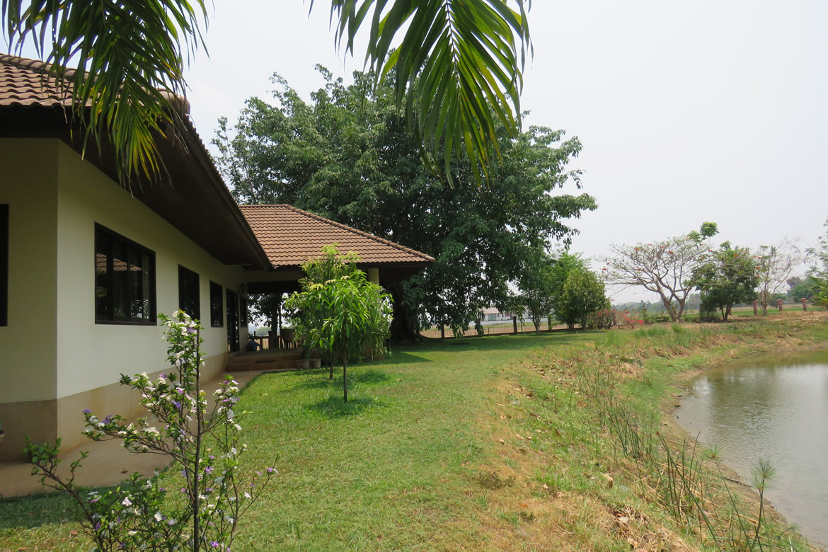 3 bedroom lake front house in Doi Saket for sale-SHG-HS412