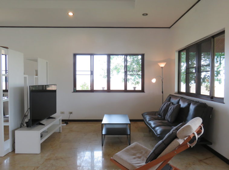 3 bedroom lake front house in Doi Saket for sale-SHG-HS412