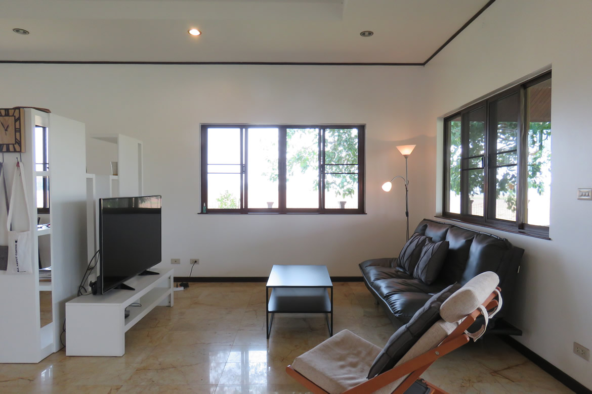 3 bedroom lake front house in Doi Saket for sale-SHG-HS412