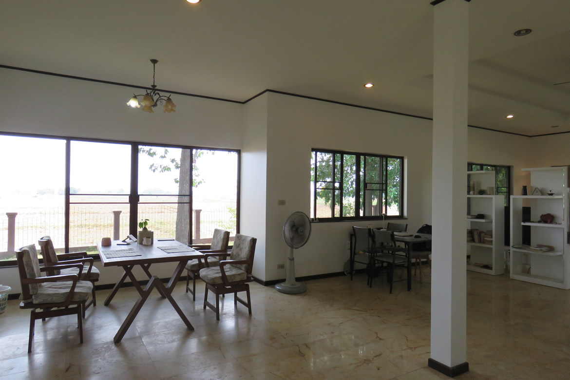 3 bedroom lake front house in Doi Saket for sale-SHG-HS412