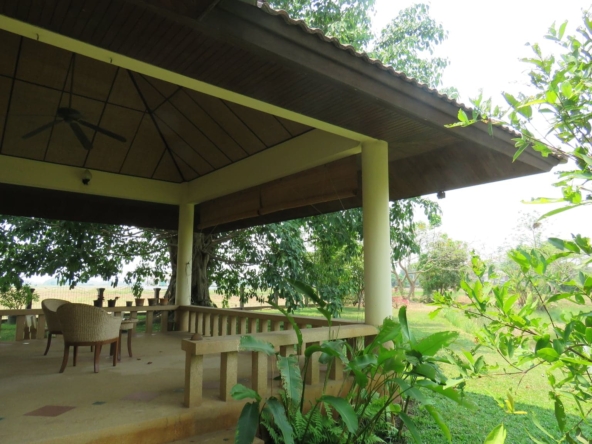 3 bedroom lake front house in Doi Saket for sale-SHG-HS412