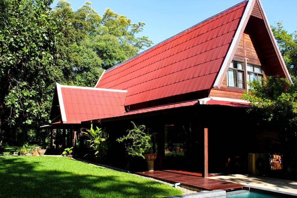 Thai style house in 25 Rai of land for sale in Doi Saket-SHG-HS459