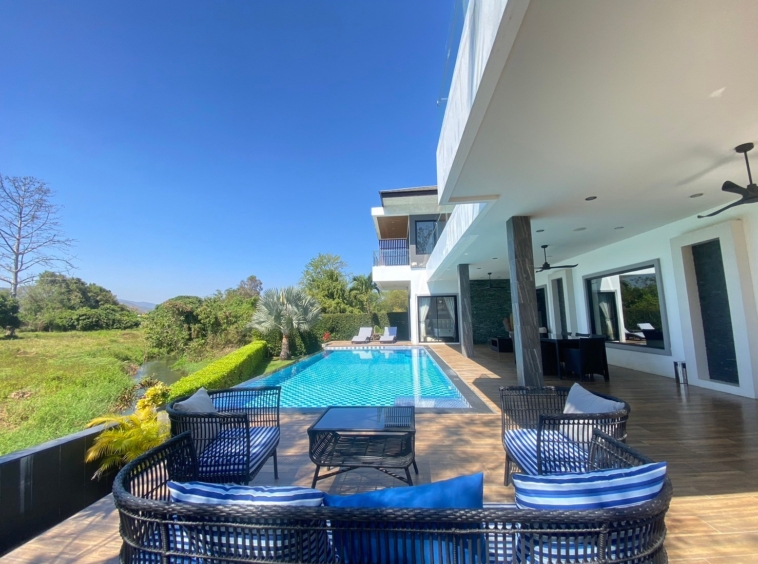 Stunning Pool Villa with spectacular mountain views-SHG-HS482