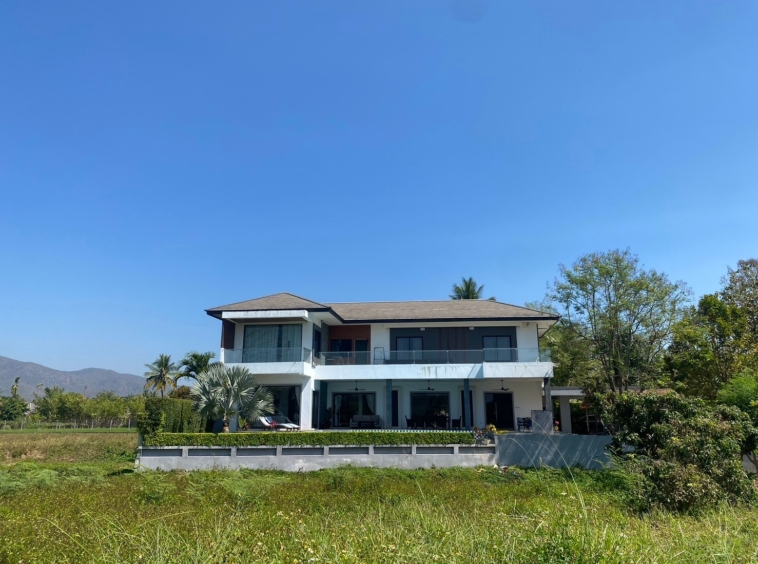 Stunning Pool Villa with spectacular mountain views-SHG-HS482