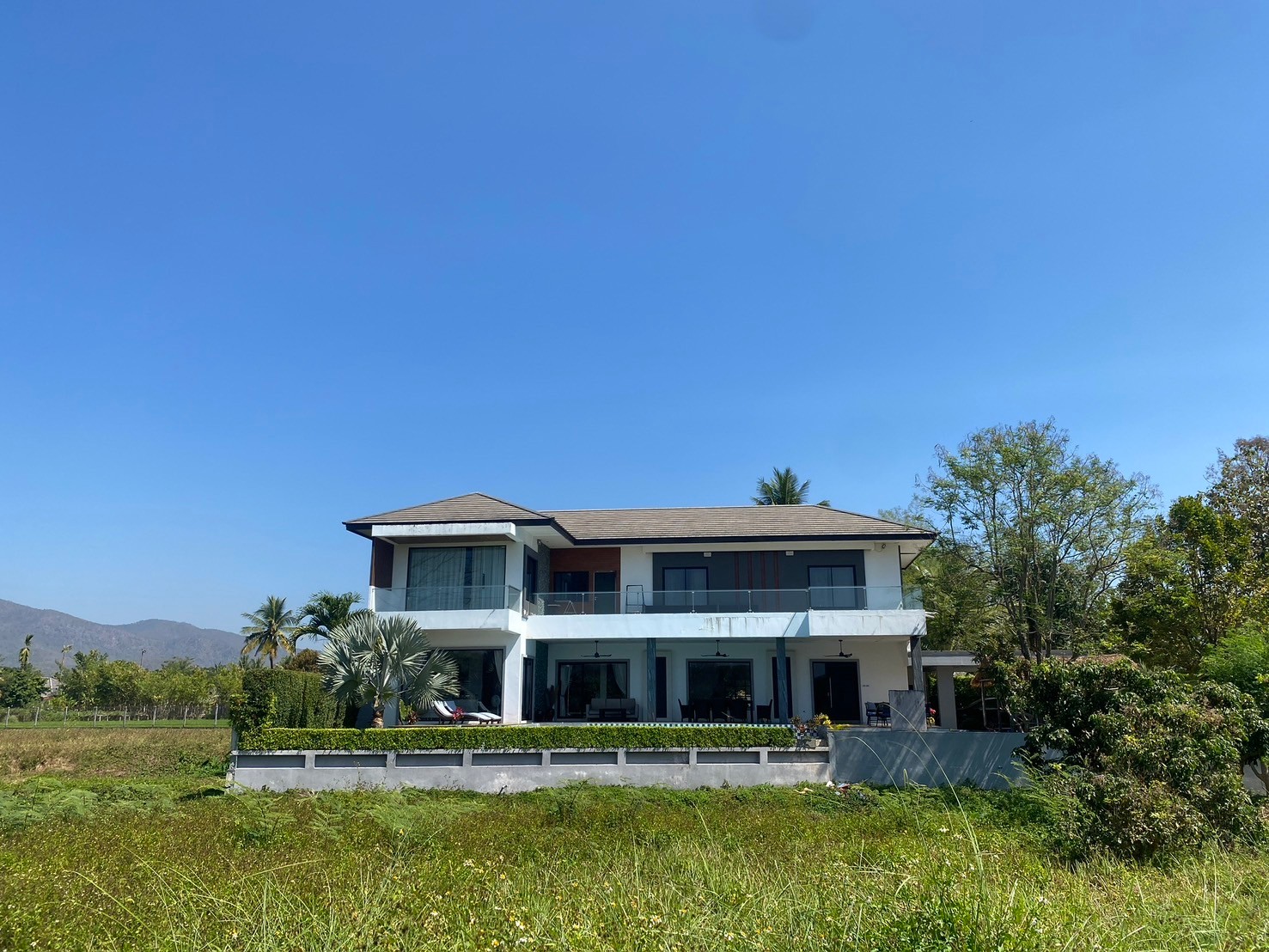 Stunning Pool Villa with spectacular mountain views-SHG-HS482