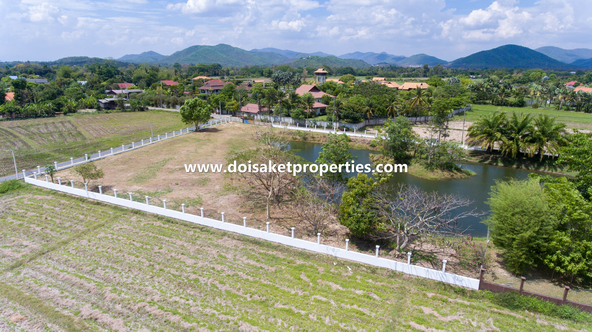 Doi Saket-DSP-(LS363-02) Almost 3 Rai of Ready-to-Build Land with Incredible Views for Sale in a Great Location in Luang Nuea