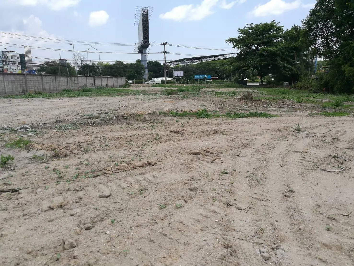 Land for sale Chiang Mai 32m Frontage | Near Hospitals & Shopping.-CMP-16