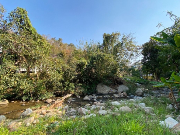 A beautiful plot by the stream in Hang Dong for sale-P-PLS896