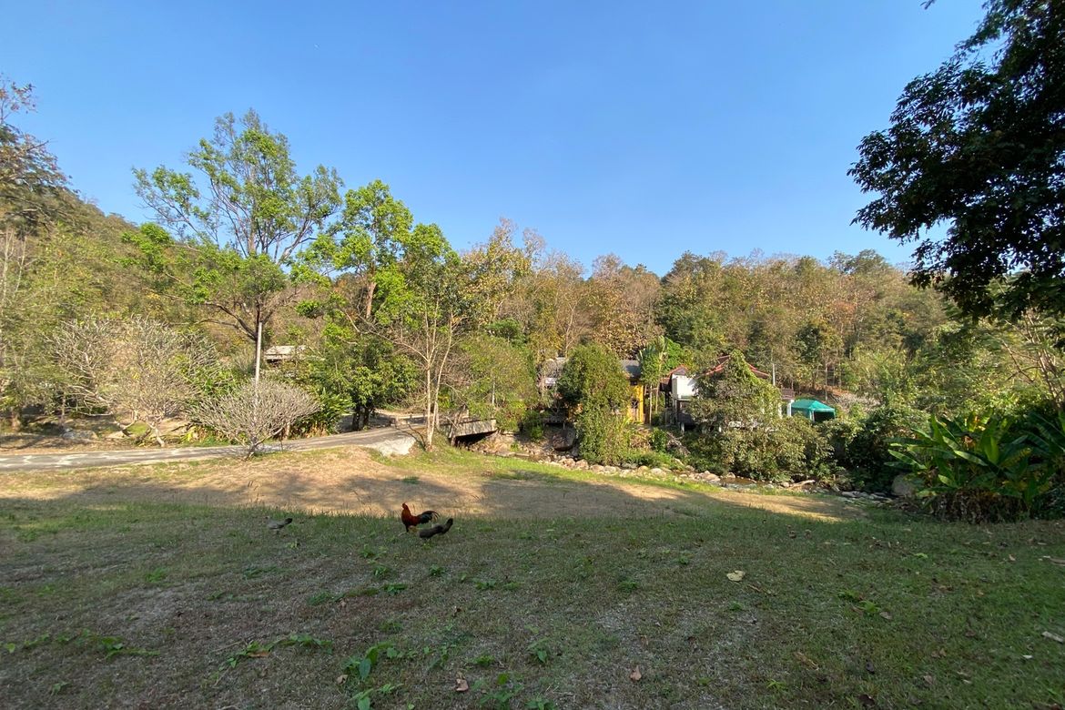 A beautiful plot by the stream in Hang Dong for sale-P-PLS896