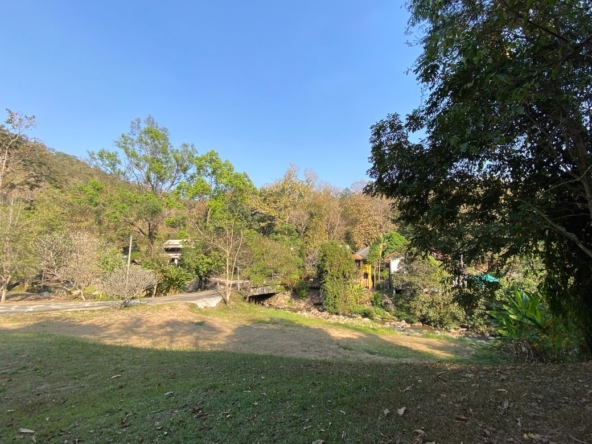 A beautiful plot by the stream in Hang Dong for sale-P-PLS896