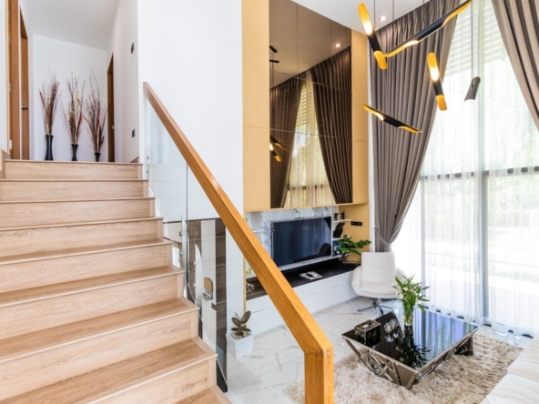 A 2-story townhome in modern style with 3 bedrooms and 3 bathrooms.-DB-NTWCMISS01