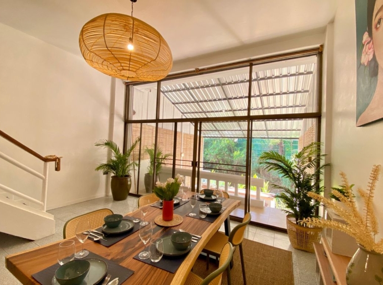 A unique 3 bedrooms townhome for rent daily in Muang Chiang Mai-P-PCCR927