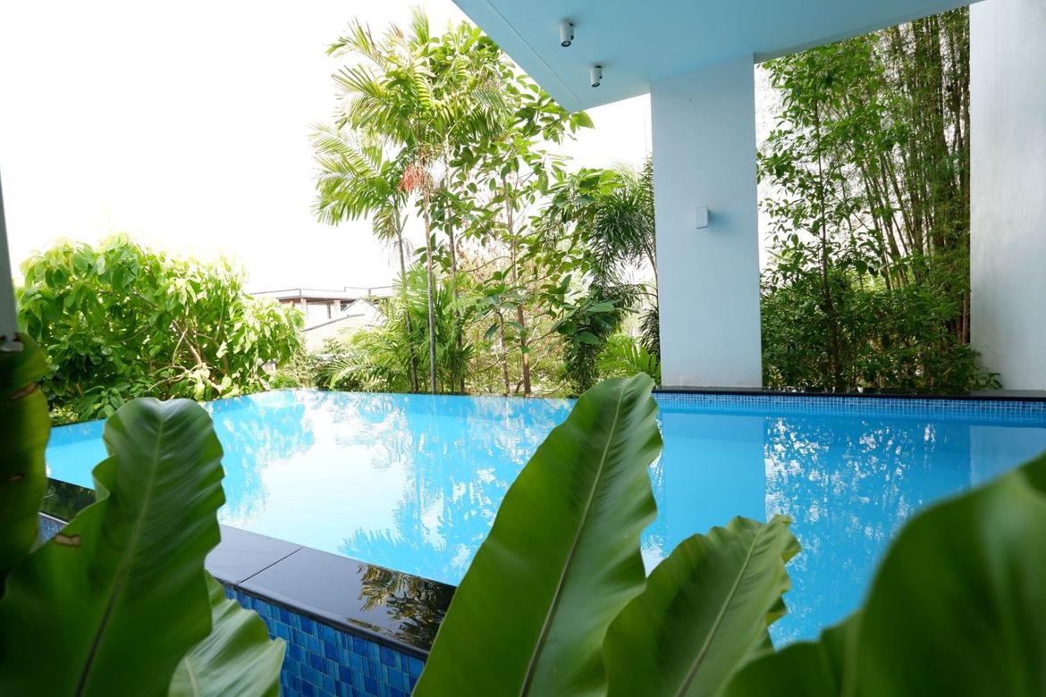 Pool villa for rent