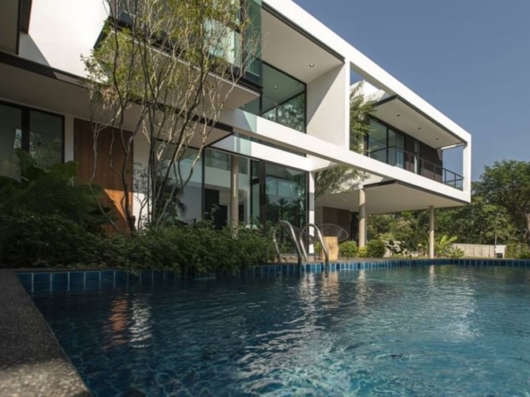 For rent Pool villa San Kamphaeng Free wifi to take care of the garden and pool-J-DD004