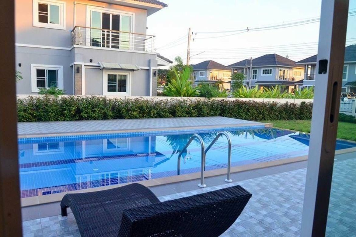 Pool Villa for rent