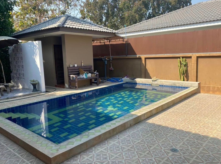 4 Bedroom Pool villa for rent in Saraphi-SM-Sta-1624