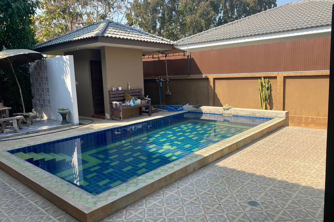 4 Bedroom Pool villa for rent in Saraphi-SM-Sta-1624