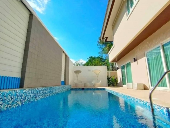 Pool villa for sale near Chiang Mai Airport (with tenants)-J-JOY1422