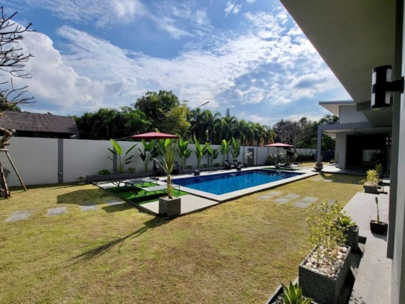 Brand New European Designed Pool Villa For Rent and Sale Near Central Festival-SM-Sta-1346