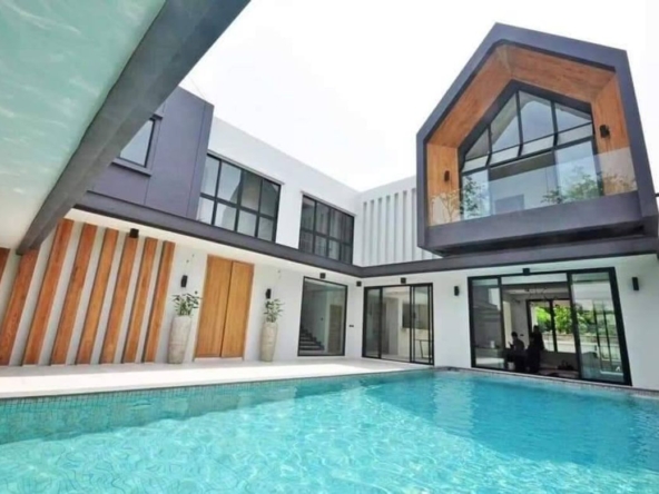 Luxury Pool Villa Ban Wang Tan for Rent & Sale-J-JOY1579