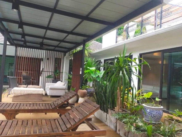 Private Pool Villa House For Sale (with tenants)-SM-Sta-1162