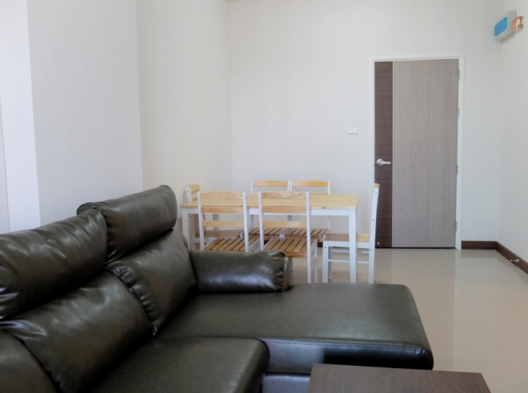 For Sale Furnished 2 Bedroom Condo at Supalai Monte 2 Chiang Mai City-I-3291