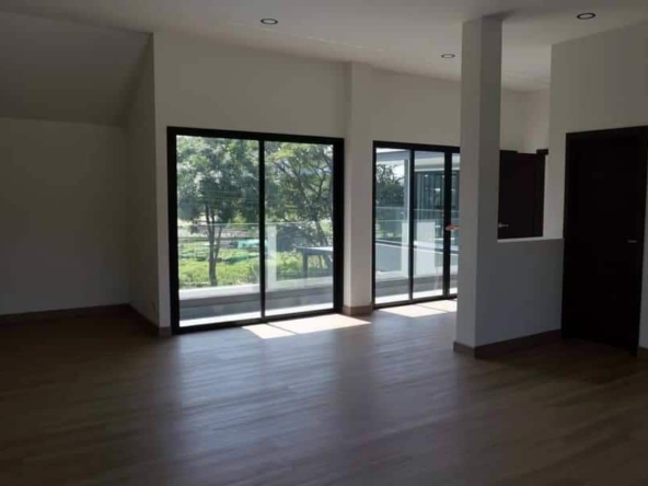 4 Bedroom Unfurnished Pool Villa in City-TNP-D1094