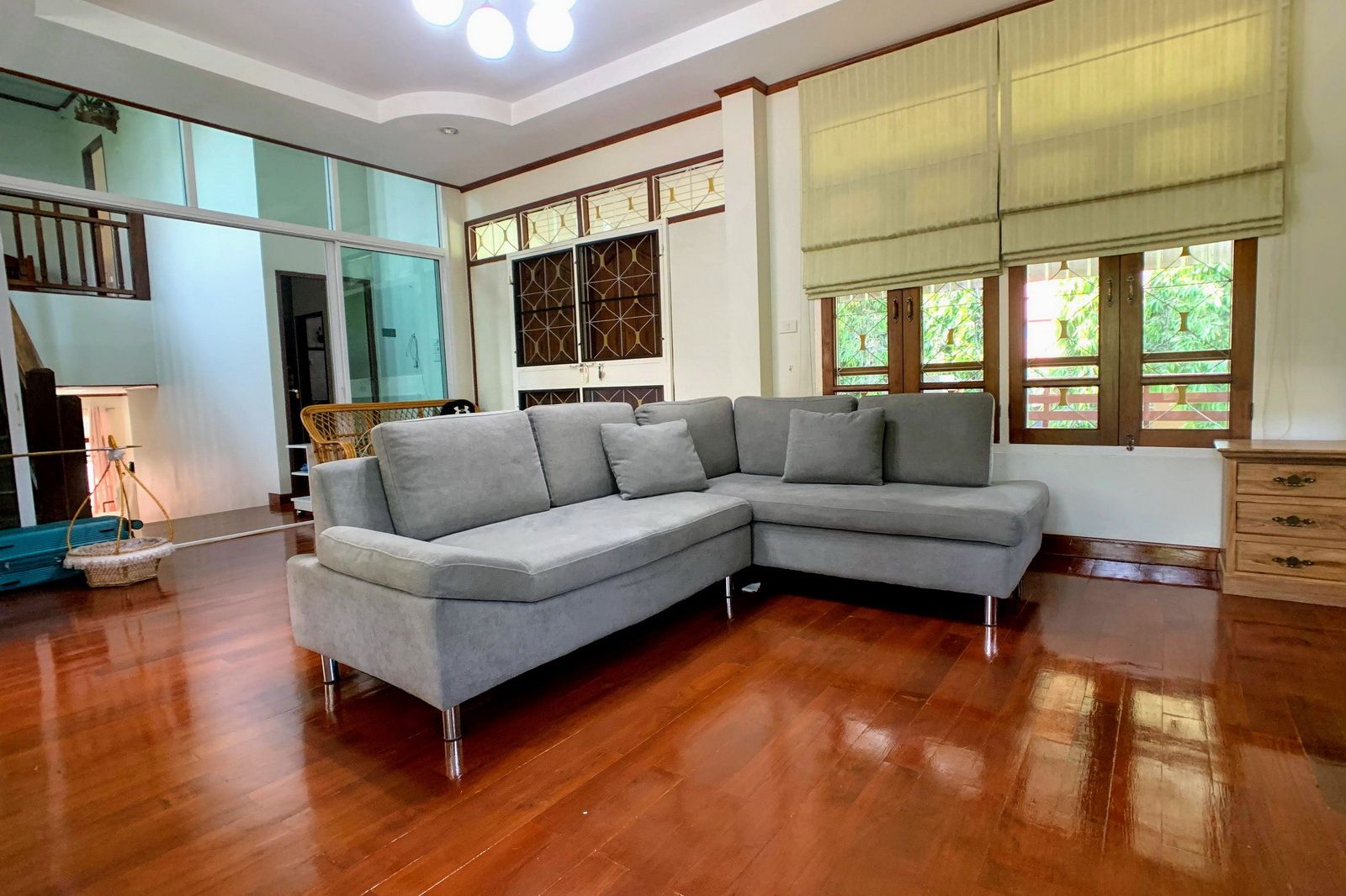 4 Bedroom with Large Garden near CM University-TNP-D80