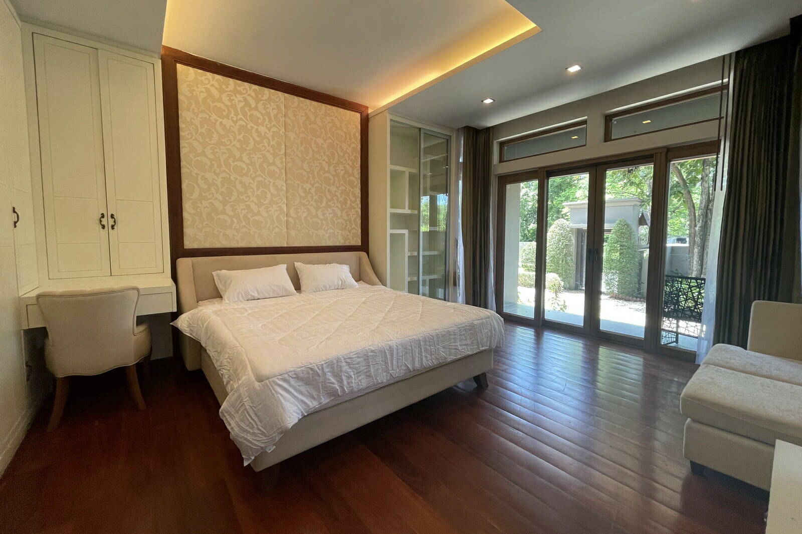 4 Bedroom Home with Indoor Pool in Pran Residences-TNP-D903